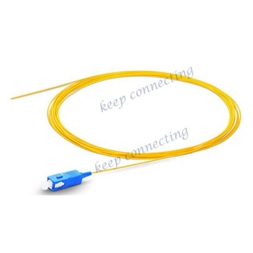 Indoor FTTX SC APC/UPC SM/MM 0,3 dB Optisch -Pigtail mit LSZH/PVC -Außenmantel (0,9/2,0/3,0 mm)