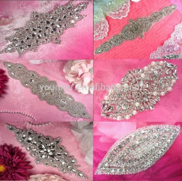 Bridal trimmings clear crystal rhinestone applique with pearls hotfix for wedding dress accessory
