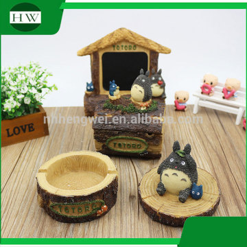 wholesale custom personalized resin cartoon Totoro table top cigar cigarette ashtray with lid cover