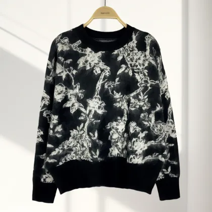 Cool Ink Wash Gradient Loose-Fitting Sweater
