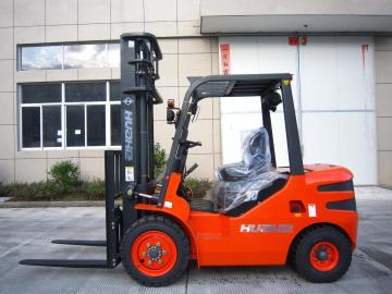 CE 3t Forklift Truck with Yanmar Engine