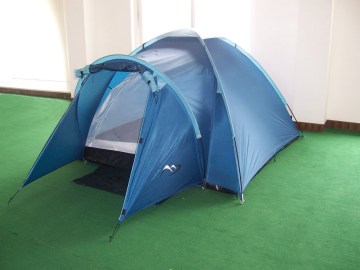 Traveling tent