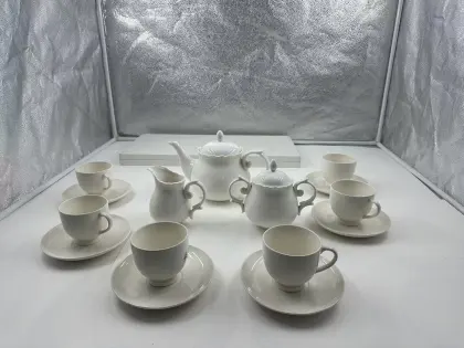 Fashionable ceramic tea set