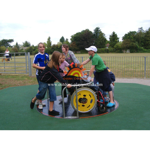 Rond-point extérieur Jouer jeu Pour les enfants