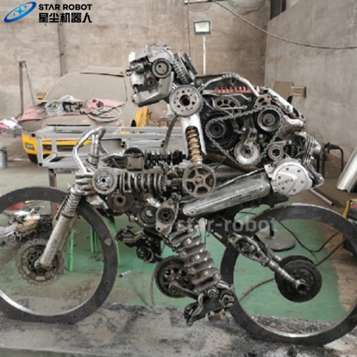 Model pengendara sepeda besi animatronik dijual