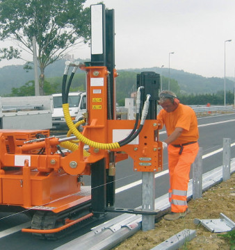 Diesel Powered Fence  Pounder Guardrail Pile Driver