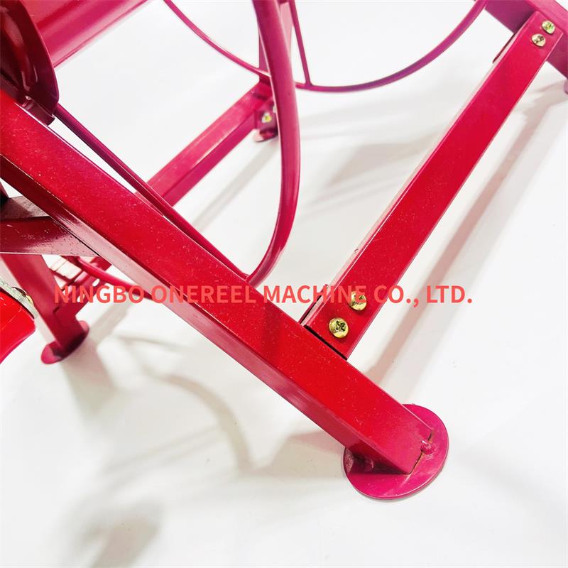 Spray Hose Reel (5) Spray Hose Reel (5)
