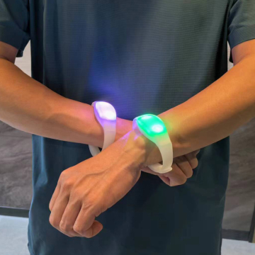 DMX Controller LED Wristband: Glowing Remote Led Bracelet for Party Promotion