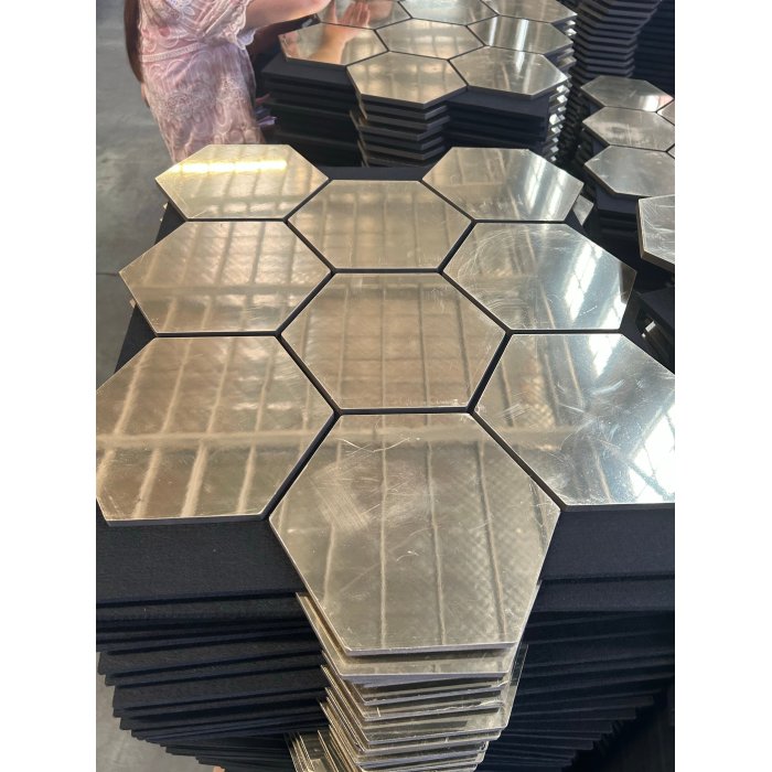 Các tấm âm thanh tích hợp cạnh liền mạch Thiết kế thẩm mỹ hiện đại không gian dân cư thương mại Tùy chọn kích thước tùy chỉnh