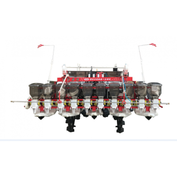 High precision seeder with seeding roller