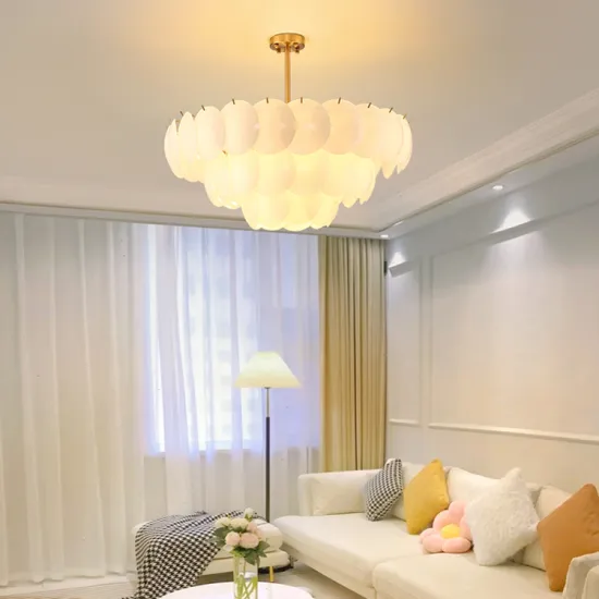 Luxurious Crystal Chandeliers: Elevating Modern Living Room and Bedroom Décor