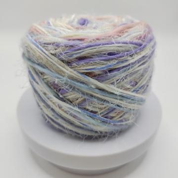 BLENDED HAND KNITTING YARN