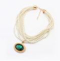 Temperamento dolce multistrato bianco perla zaffiro pietra preziosa ciondolo collana Corea moda femminile ovale ciondolo gioielli di perline