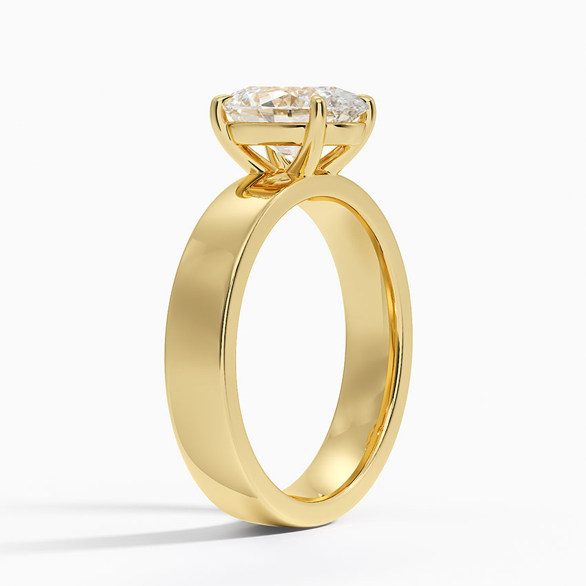 Direktang profile sa gilid na naglalarawan sa lalim ng 18K gold band at ang bukas na gallery na nagbibigay-daan sa liwanag sa diamond pavilion