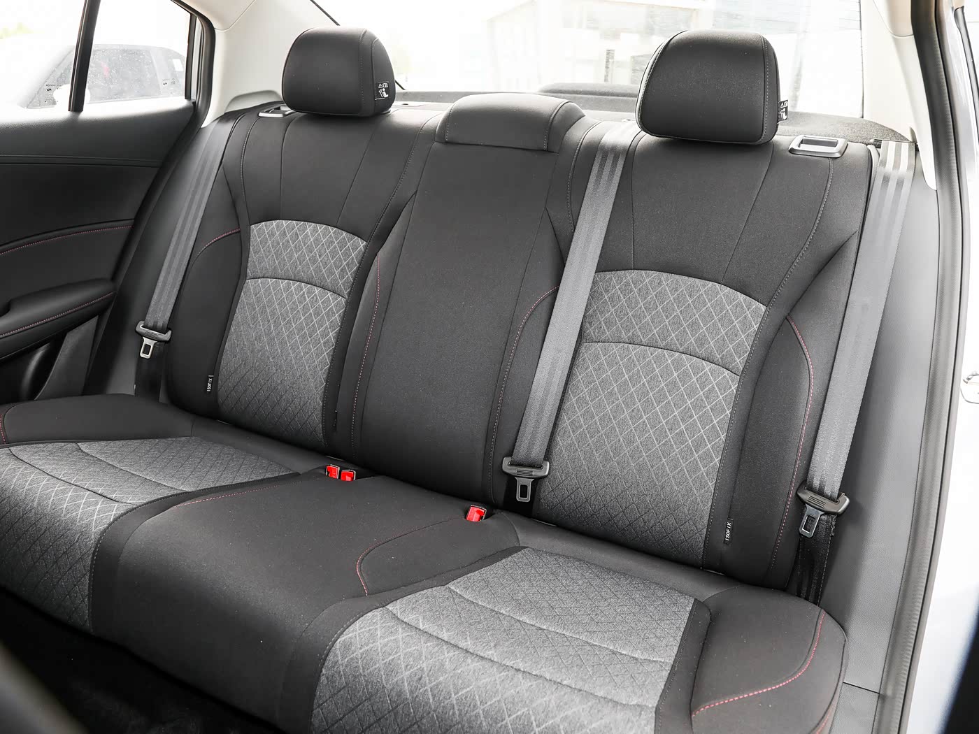 2026 Model Comfort Trim