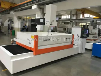 0.0007mm roughness CNC wire cut edm machine
