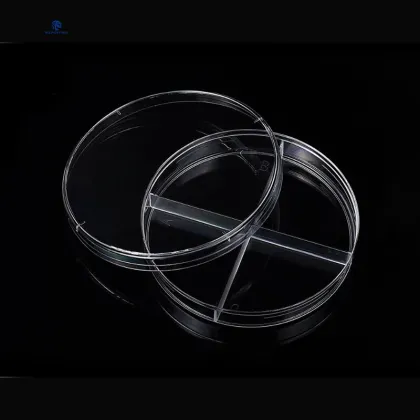 plastic petri dish with cover