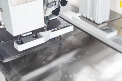 JUITA Placket Sewing Machine: Electronic Programmable Computerized Sewing Machine JTA3-01C
