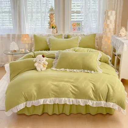 Green Fruit Patterned Pure Color quilt