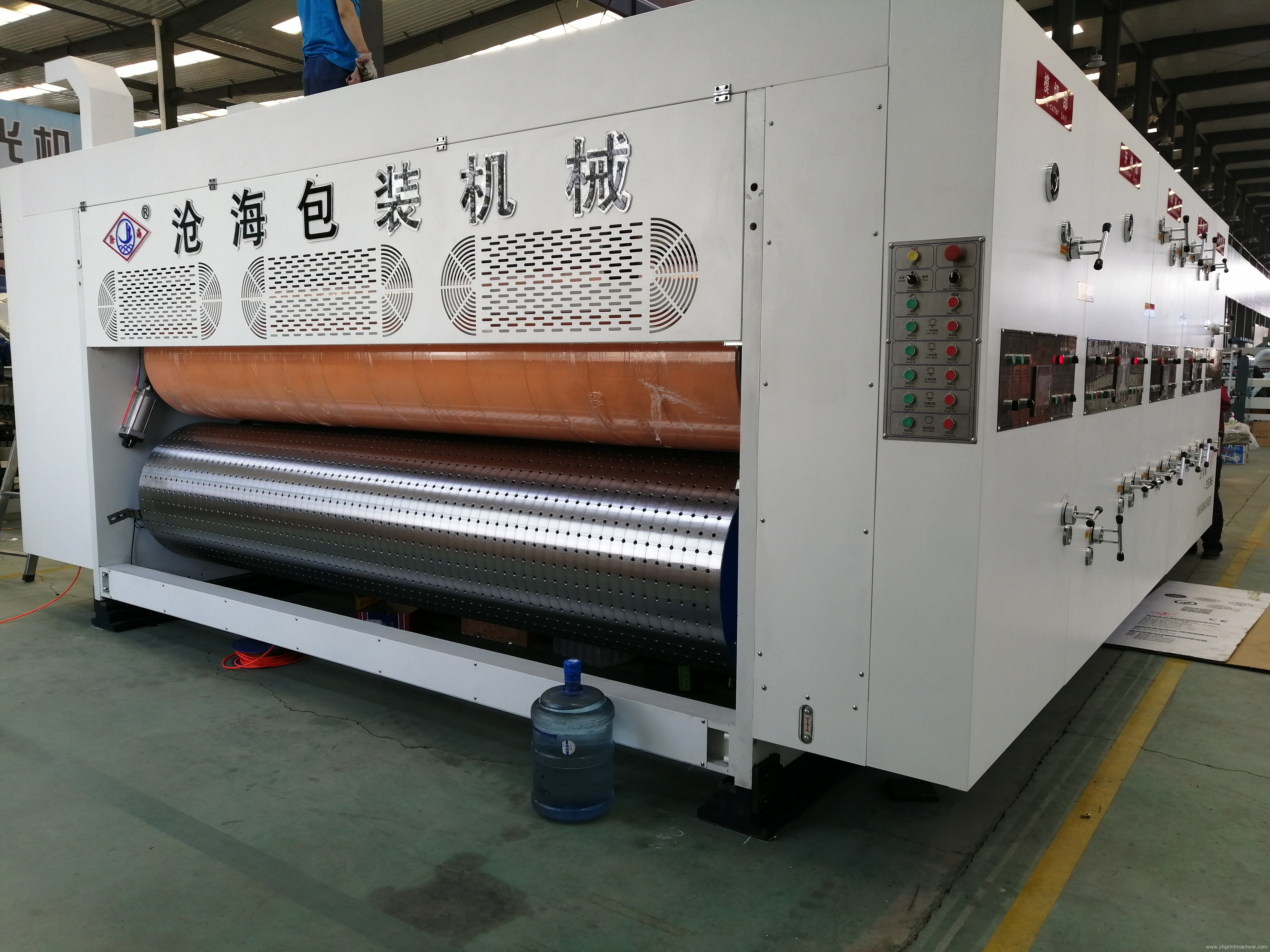 4 color printing rotary slotter die cutting