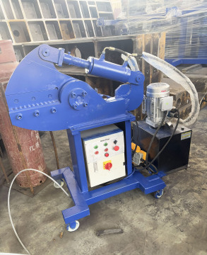 Small alligator shear shearing machine