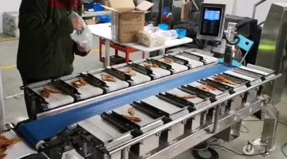 Fruits And Vegetables Weighing And Packaging Machine