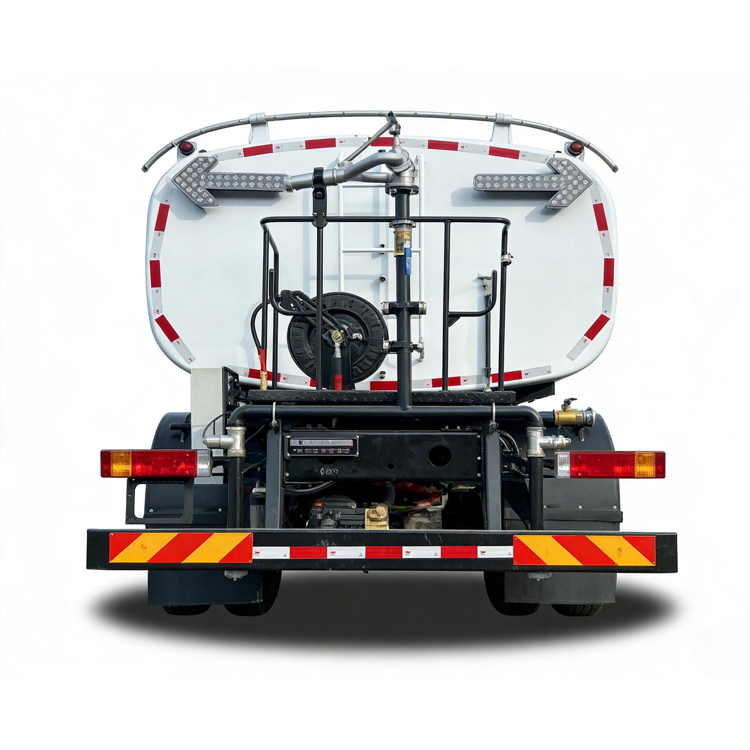 commercial lawn spraying truck
