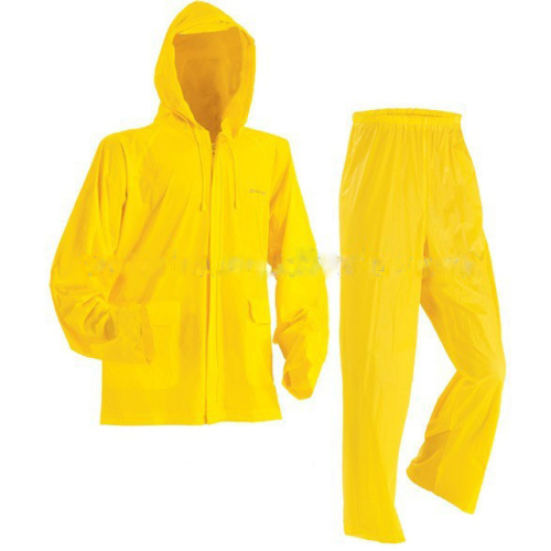 High quality reusable PVC Raincoat for travelling