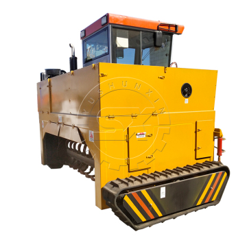 High Efficiency Crawler-Type Compost Turner: Transforming Cow Dung and Pig Manure into Organic Fertilizer - Factory Supply
