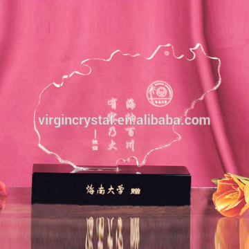 Crystal plate iceberg awards with black base engraved logo for souvenirs