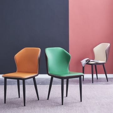 Modern Minimalist Butterfly Chair with Soft Wooden Seat and Iron Frame