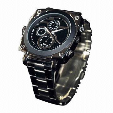 Camera watch with high resolution