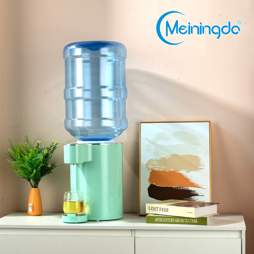 Moderno distributore d'acqua verde per la casa MND S78