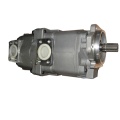 Excavator main clutch hydraulic gear pump