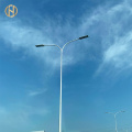 Pictos de luz de la calle con poste de típico de brazo doble