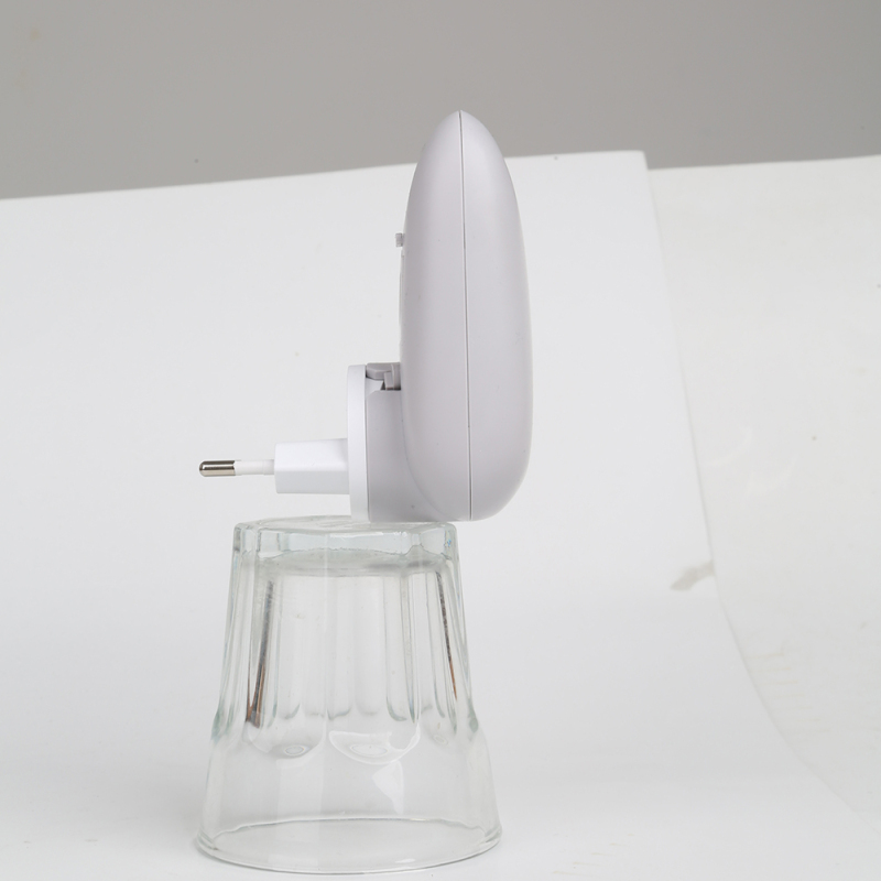 Simple home bedroom mini purifier Negative ions