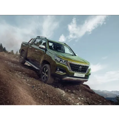 China Brand Auto Parts Factory: Wholesale Front Bumper and Full Car Parts for Landtrek