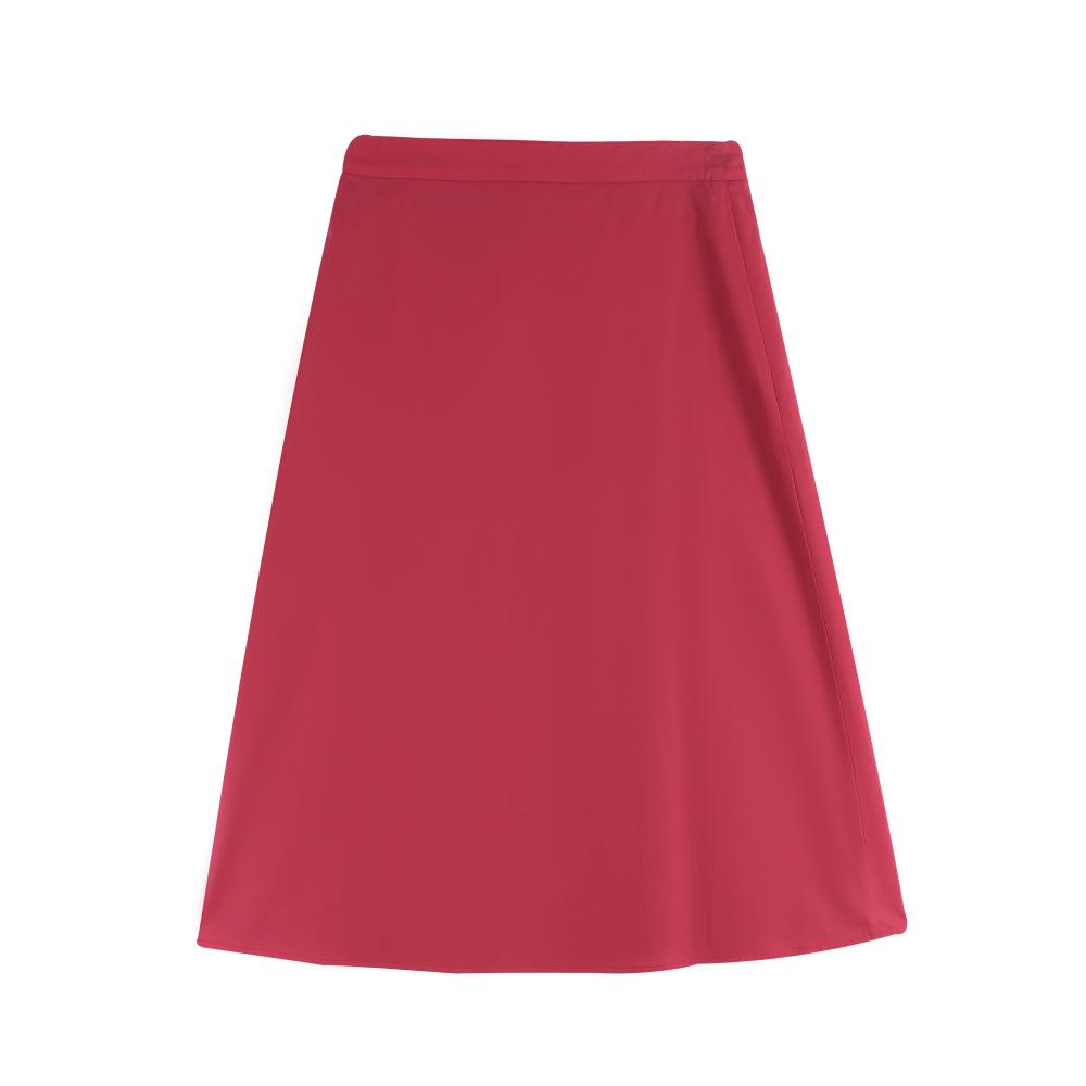 Skirt Featuring a Single-Sided Slit