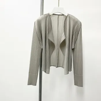 Classic Women's Spring Summer Cardigan: Shawl Collar, Slimming Pleated Design, Patterned Casual Coat