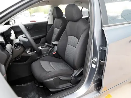 Roewe i5 2026 1.5L Manual Comfort