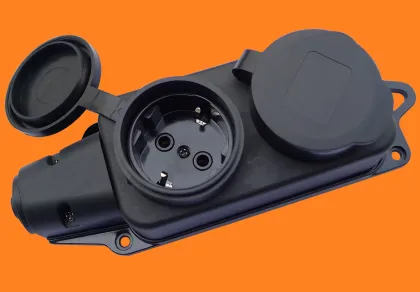 Waterproof round socket with cover