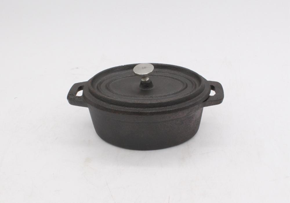 Cast Iron Oval Mini Pot