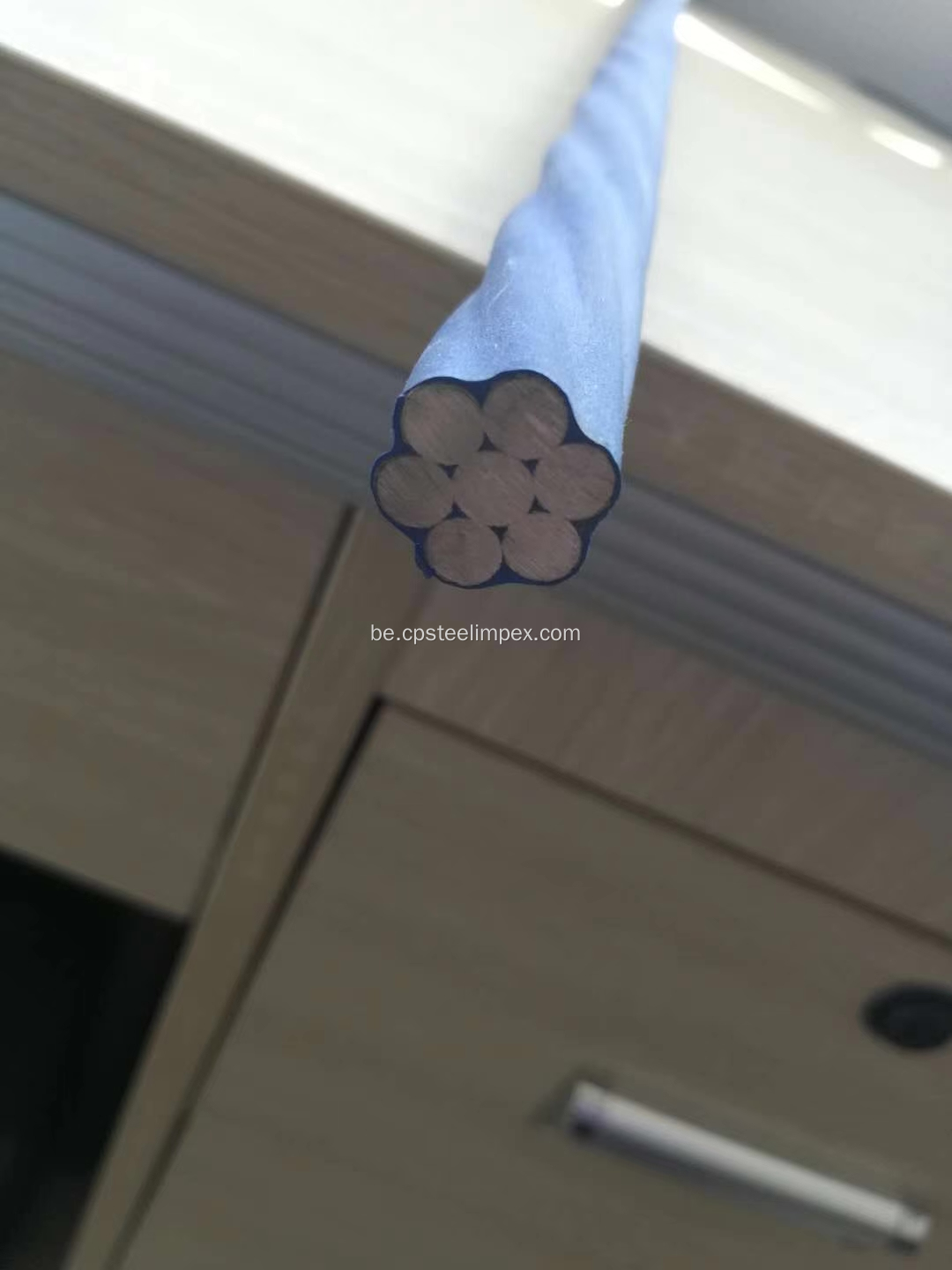 Папярэдне напружаная сталёвая нітка 1770-12,9, звязаная з адтэрміноўкай