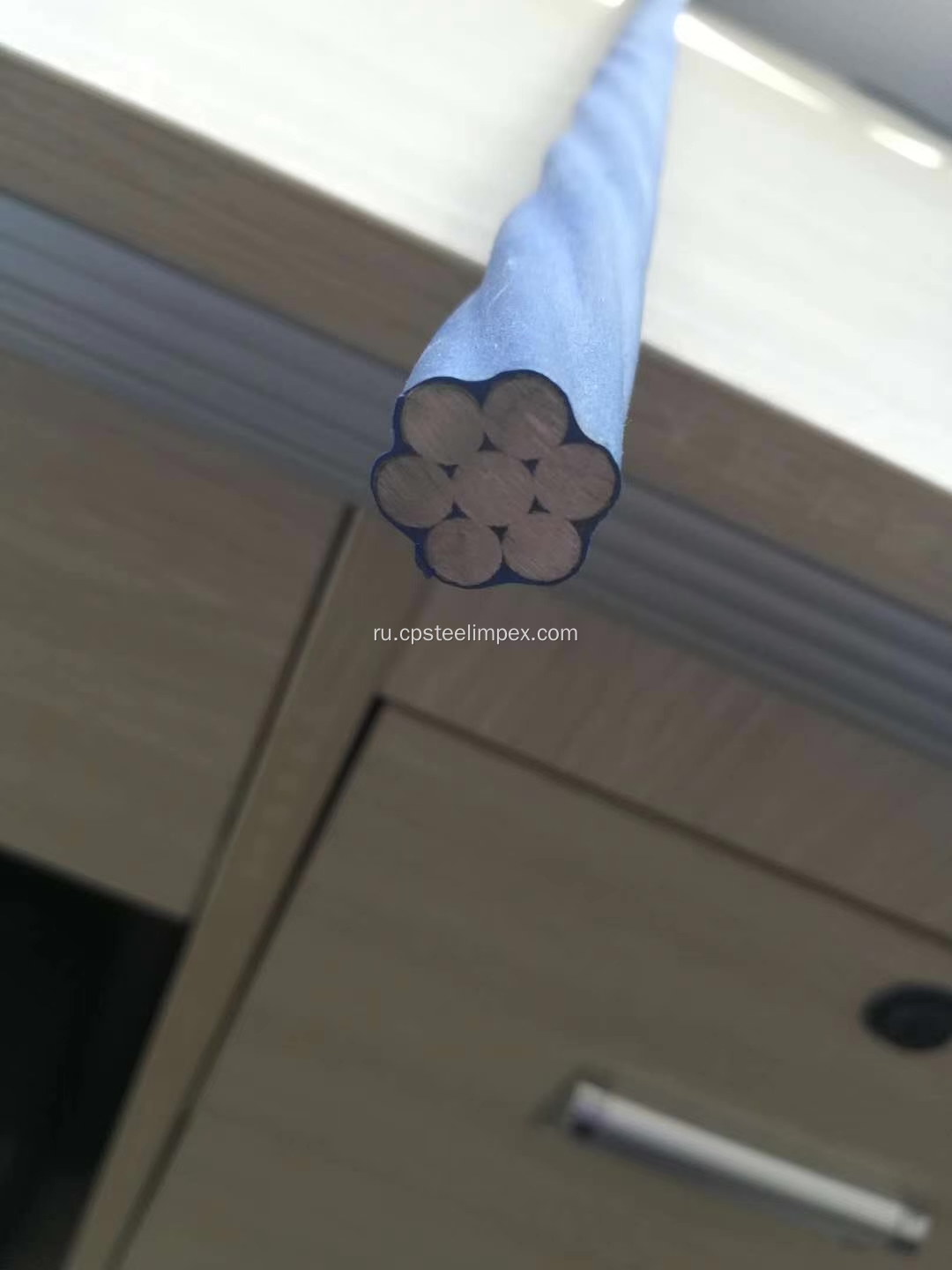 Предварительно напряженная стальная прядь с замедленным соединением 1770-12,9