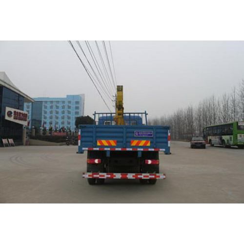 Truk Dongfeng 180HP 7 Ton Cargo Crane
