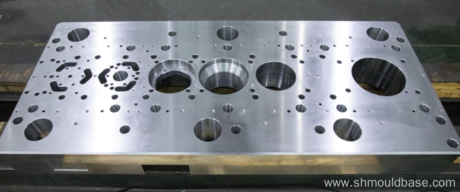 Aluminum plate mold base