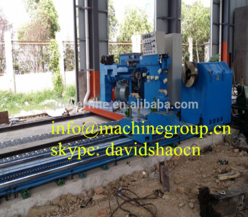 Rubber roller strip building machine