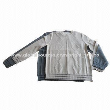 Children's sweater with long sleeve