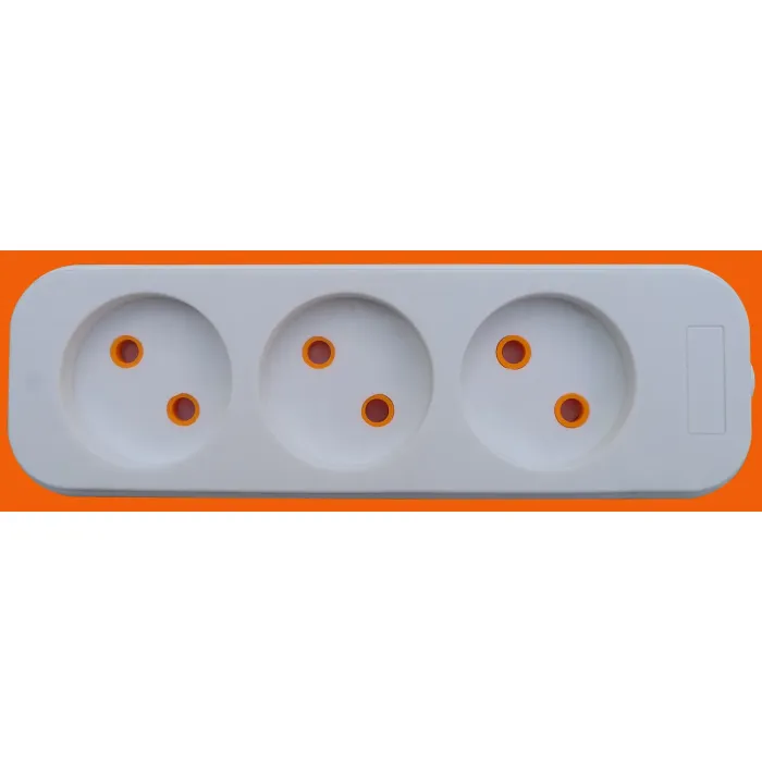 Soket Multi Triple Putih 16A Baru
