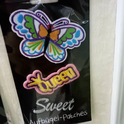 fashion cheap custom wholesale embroidery suit patch